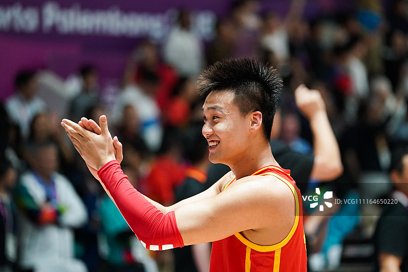 2018雅加达亚运会男篮决赛:中国男篮红队84-7